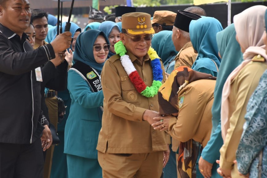 Bupati Rohil Hadiri Pelantikan PKK dan Bunda PAUD