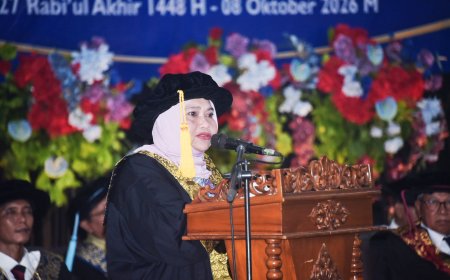 Bupati Bengkalis Hadiri Wisuda dan Beri Pesan Perjuangan
