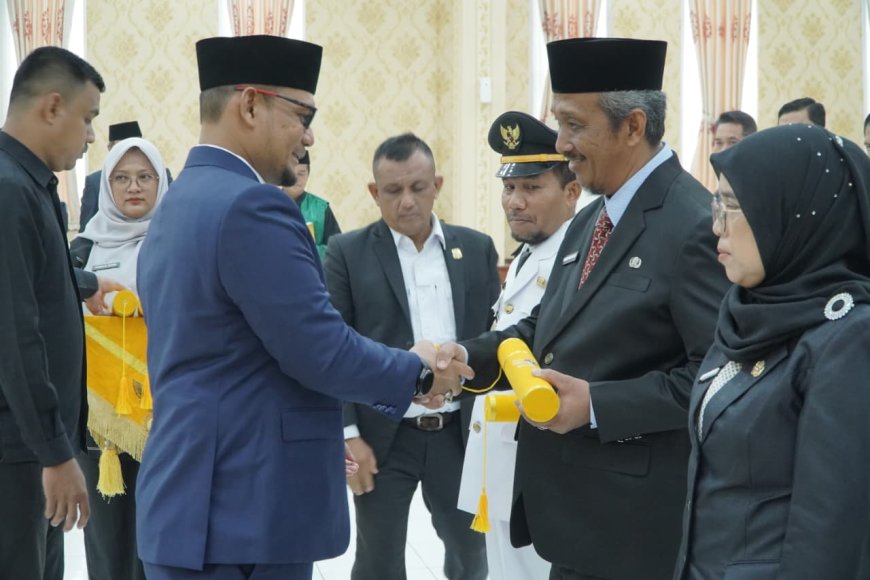 Sekda Rohil Pimpin Pelantikan Pejabat di Tugas Perdananya